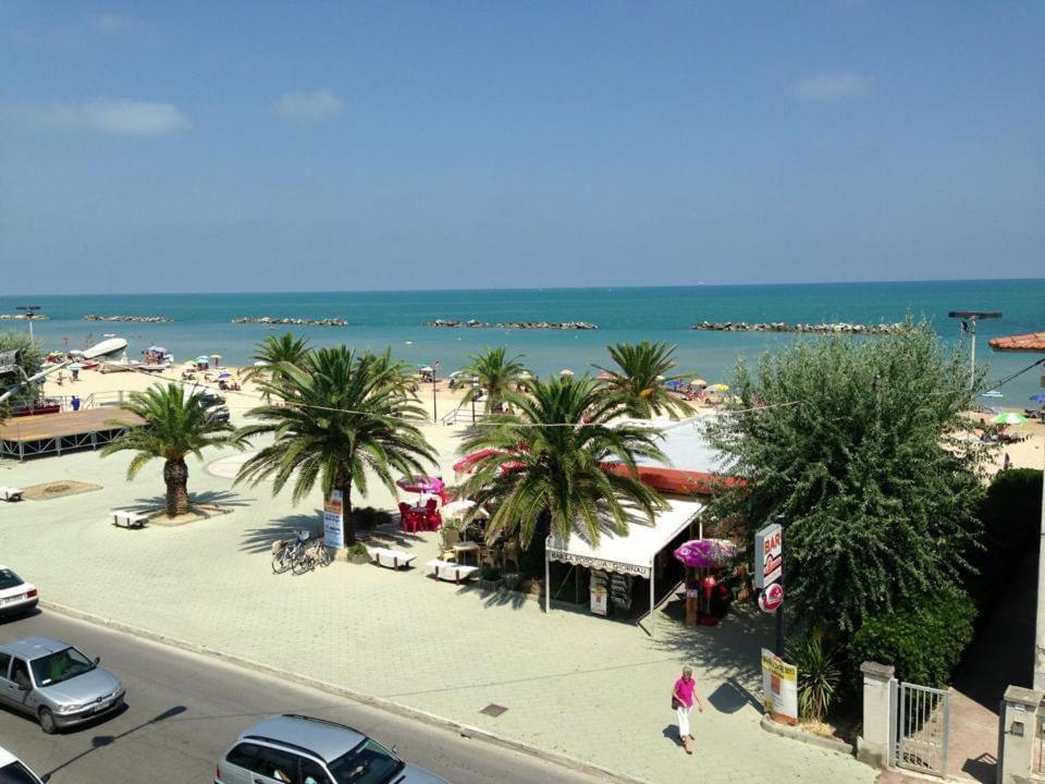Taverna Sul Mare Francavilla Al Mare Zewnętrze zdjęcie